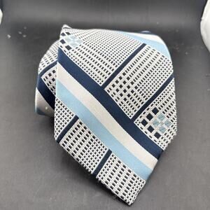 Vintage 70s Wide Blade Plaid Necktie Blue White Retro Mens Tie